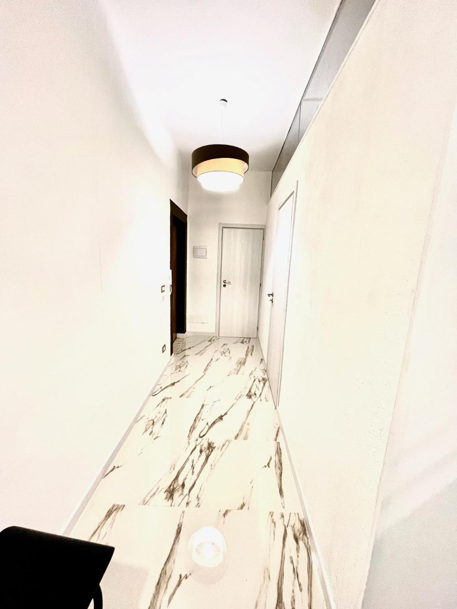 Mada'S Apartment Comfort Бари Экстерьер фото